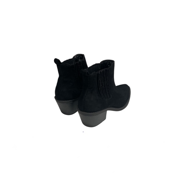‼️ SALE ‼️ Cowgirl Black Ankle Boots - Picture 4 of 5